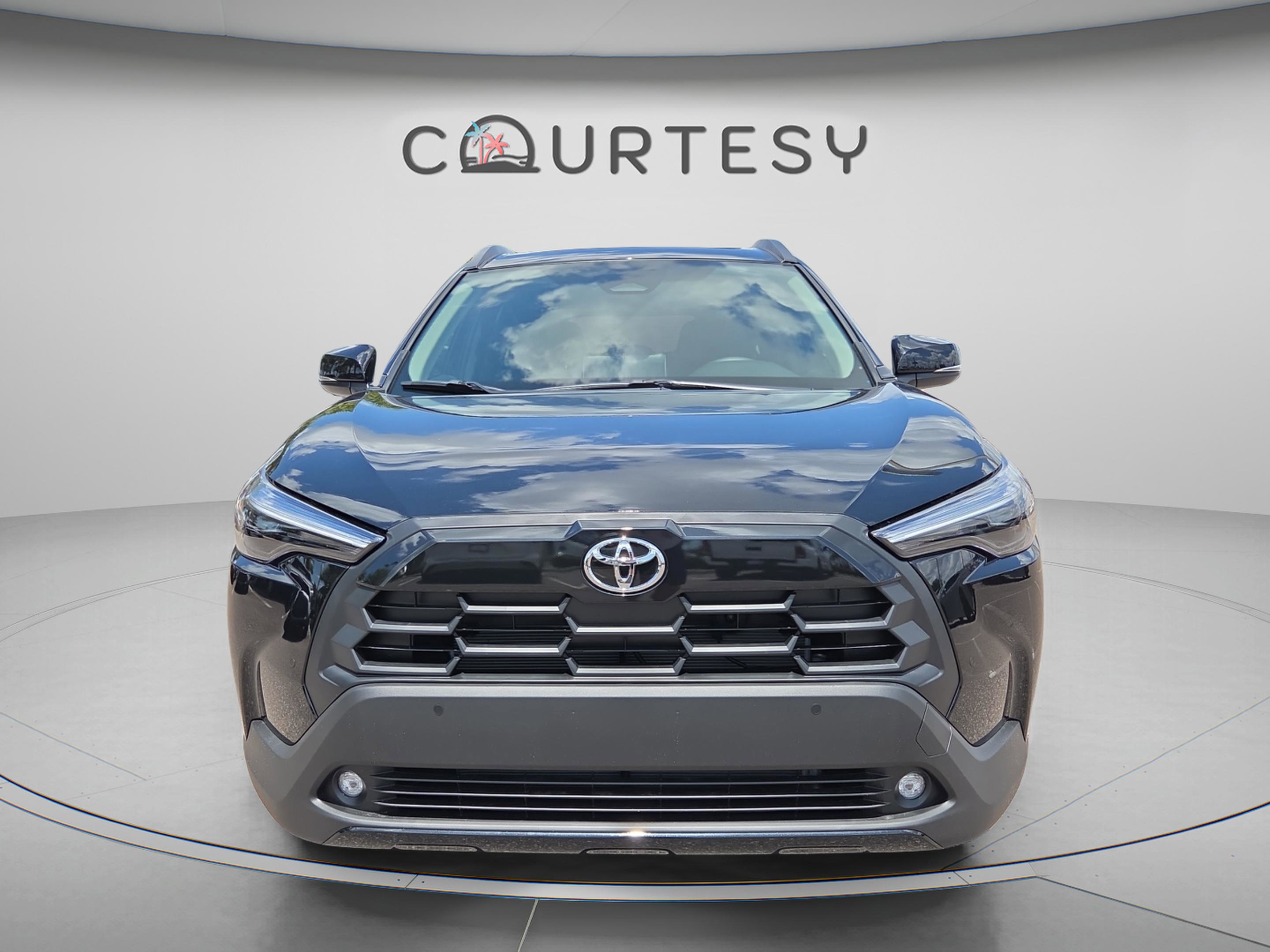 Certified 2026 Toyota Corolla Cross XLE w/ Convenience Package FWD image 8