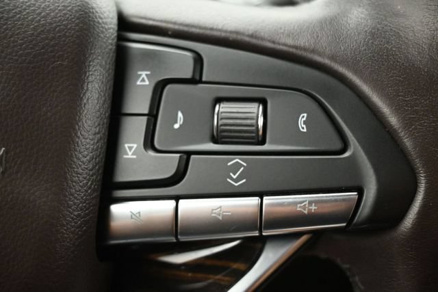 Used 2022 Cadillac Escalade ESV Sport w/ LPO, ONYX Package AWD/4WD image 24