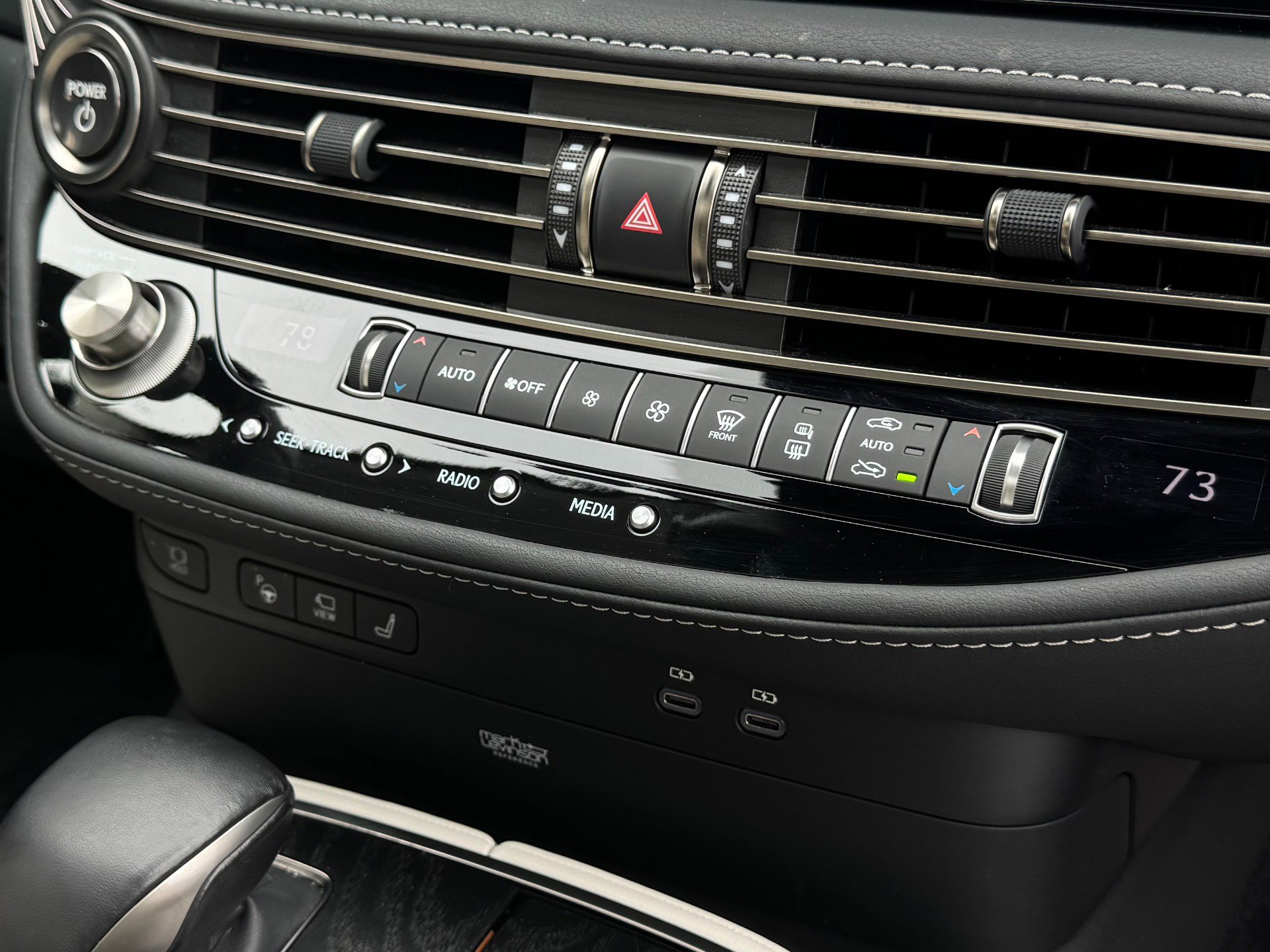 Used 2023 Lexus LS 500h AWD w/ Luxury Package image 47