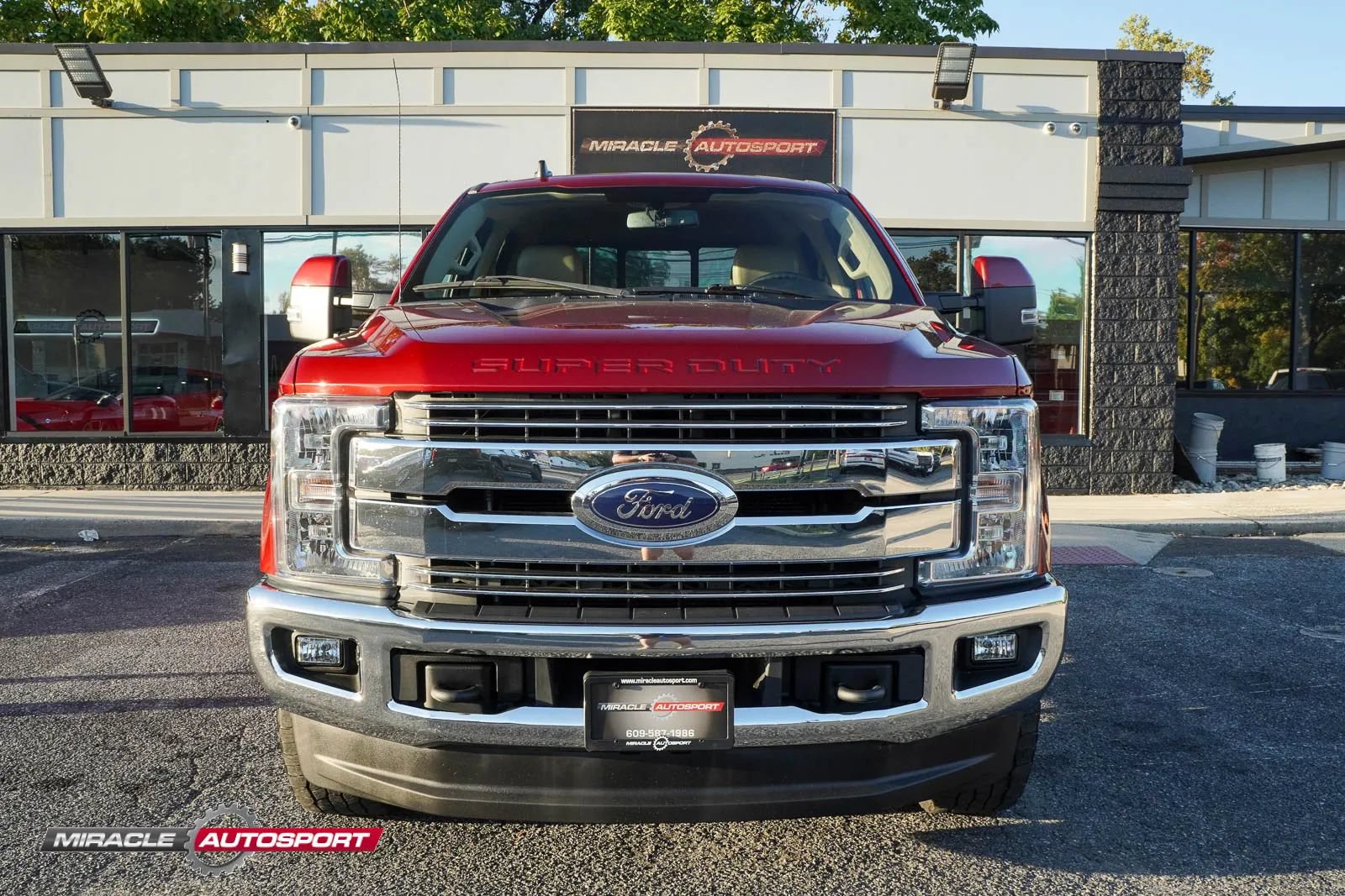 Used 2019 Ford F250 Lariat w/ Lariat Value Package AWD/4WD image 2
