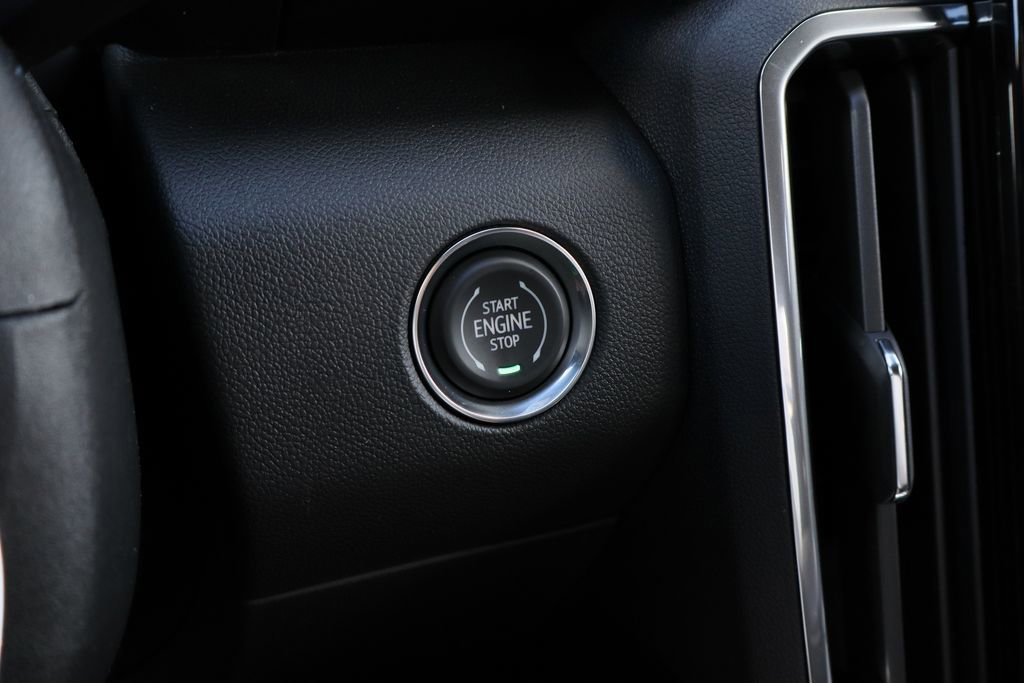 New 2026 GMC Acadia Elevation w/ Black Edition FWD image 15