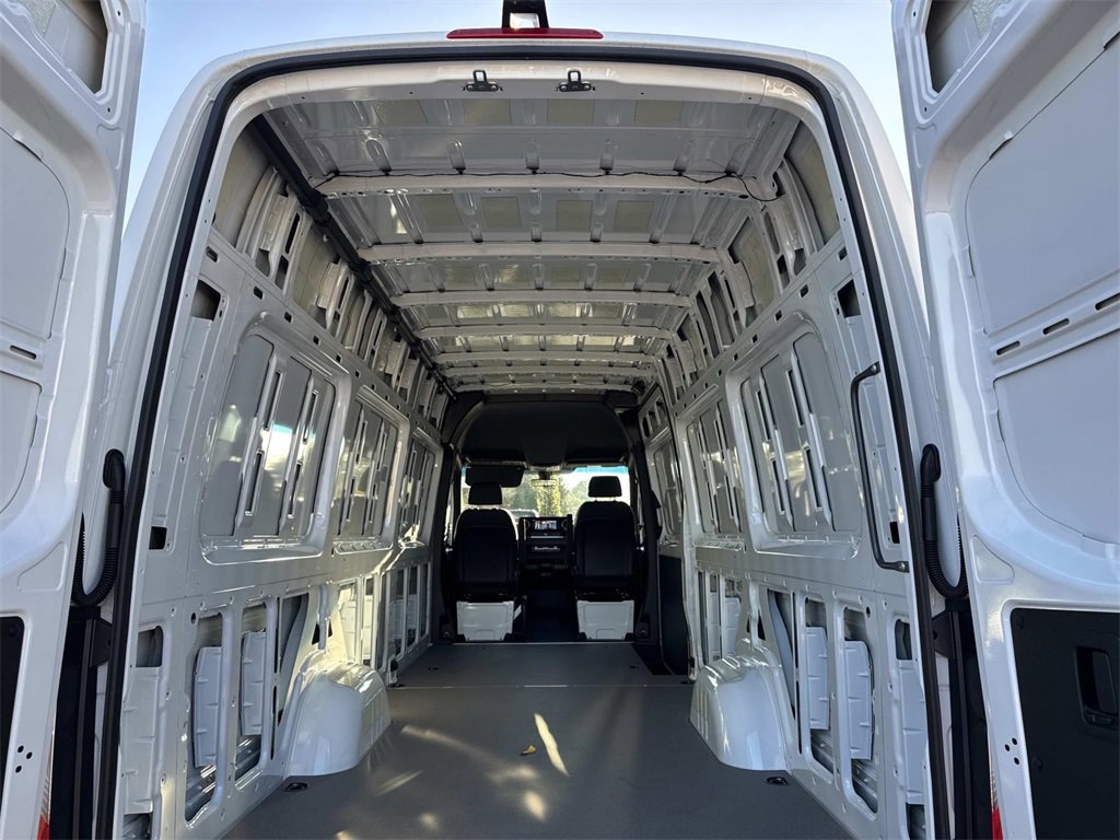 New 2026 Mercedes-Benz Sprinter 2500 image 13