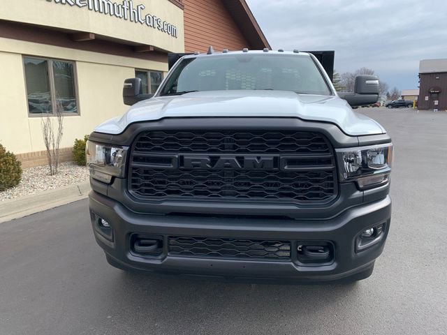 Used 2024 RAM 3500 Tradesman AWD/4WD image 3