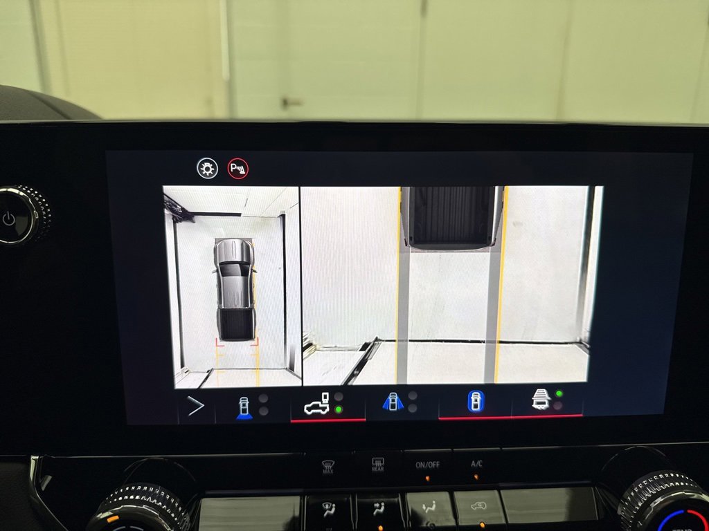 New 2025 GMC Canyon Elevation w/ Technology Package image 20