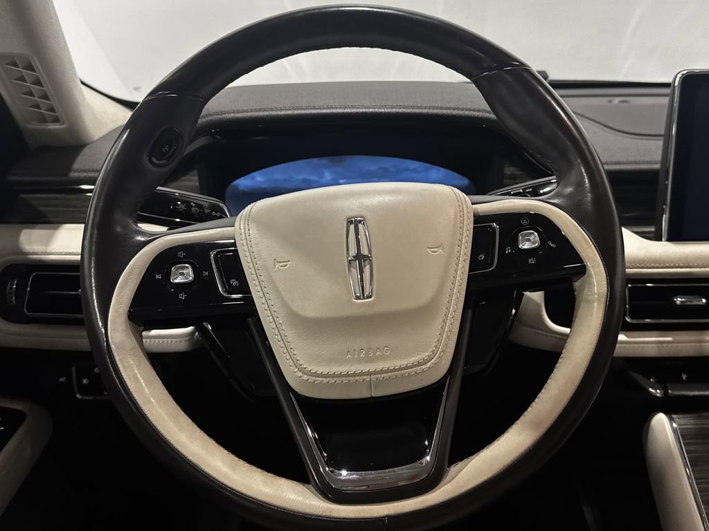 Used 2020 Lincoln Aviator Black Label w/ Dynamic Handling Package image 4
