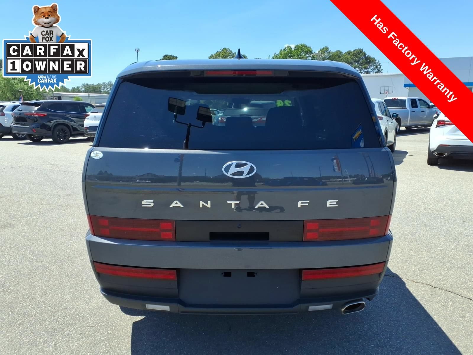 Used 2024 Hyundai Santa Fe SE FWD image 4