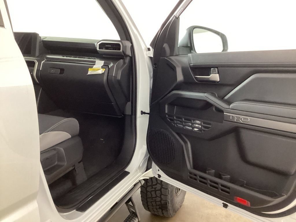 Used 2026 Toyota Tacoma TRD Sport AWD/4WD image 24