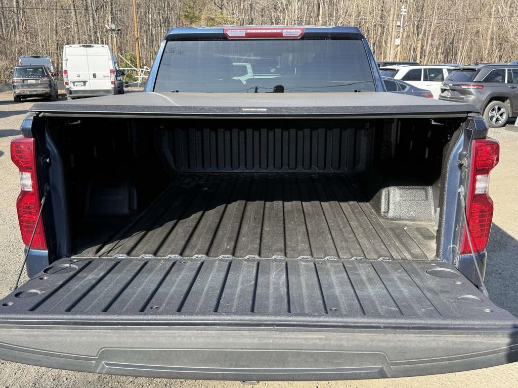 Used 2022 Chevrolet Silverado 1500 Custom image 10