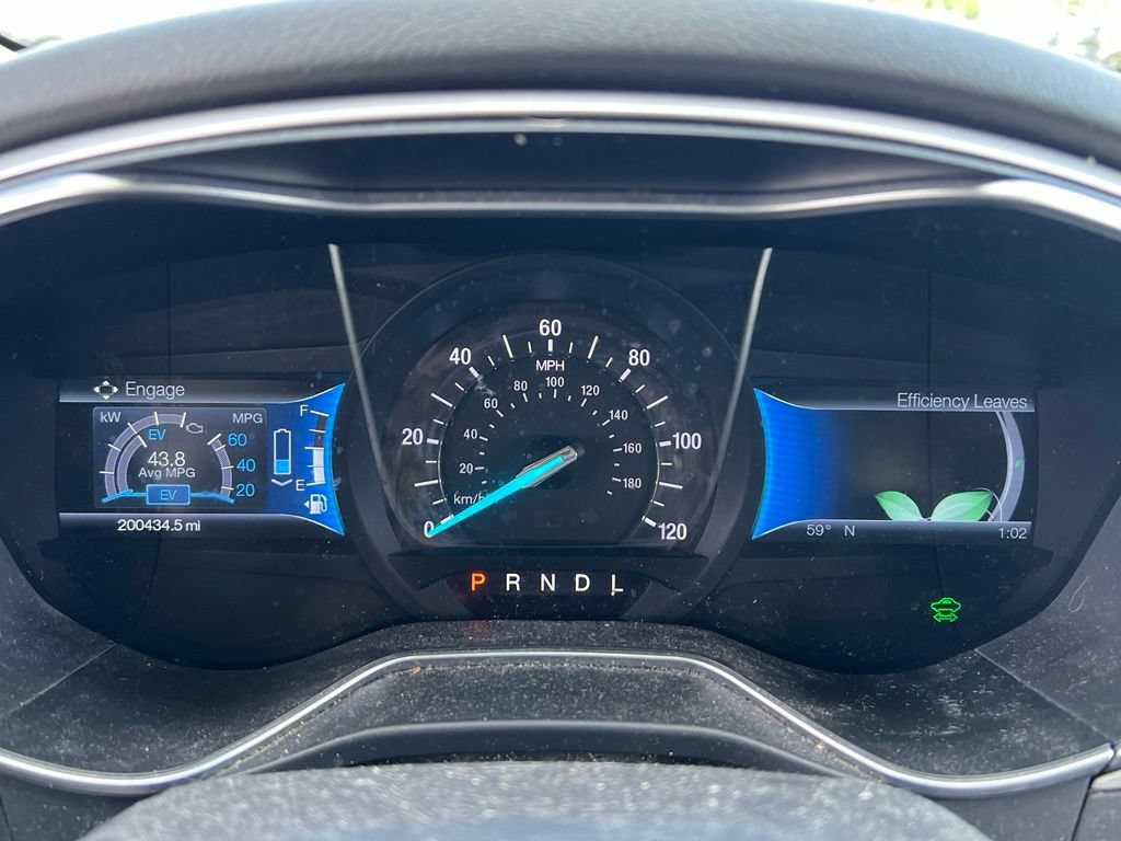 Used 2014 Ford Fusion SE FWD image 25