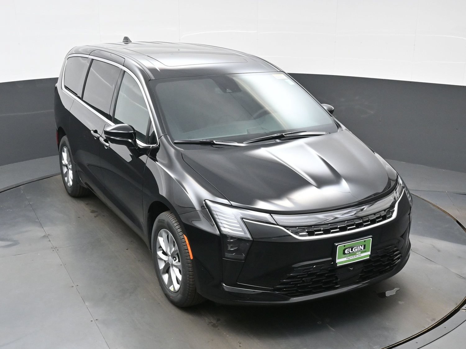 New 2027 Chrysler Pacifica Select AWD/4WD image 28