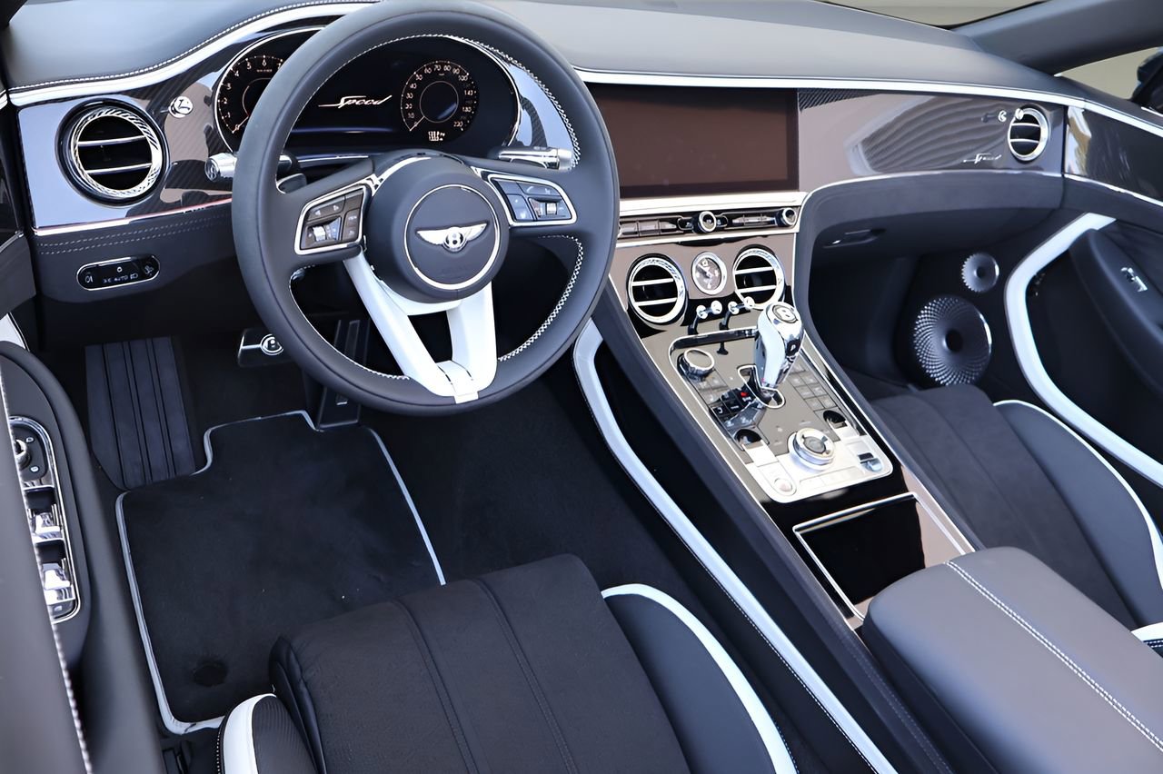 Used 2025 Bentley Continental GT Speed AWD/4WD image 17