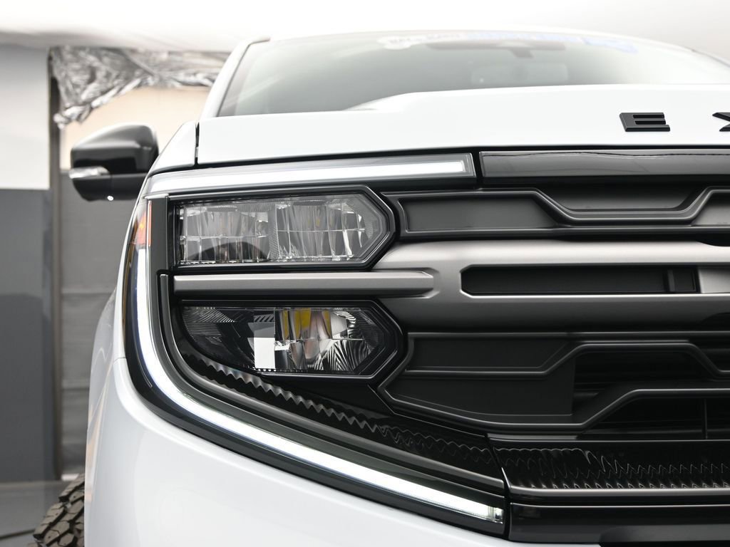 New 2026 Ford Expedition Tremor image 13