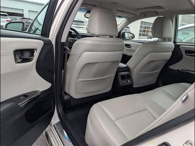 Used 2018 Toyota Avalon Limited w/ Protection Package image 18