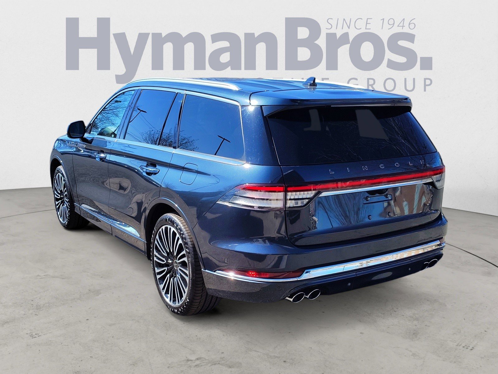 Used 2023 Lincoln Aviator Black Label w/ Class IV Trailer Tow Package image 5
