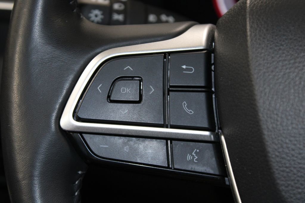 Used 2025 Toyota Highlander XSE image 38