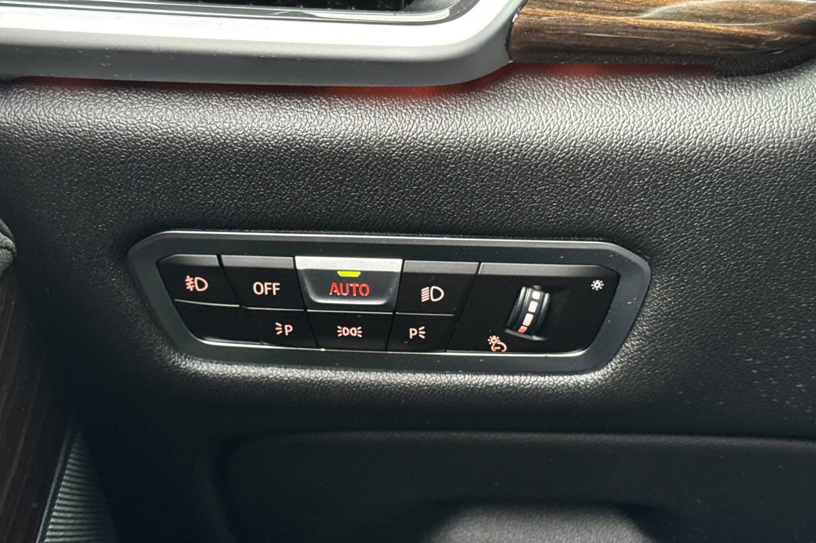 Used 2021 BMW X5 xDrive40i w/ Convenience Package image 35