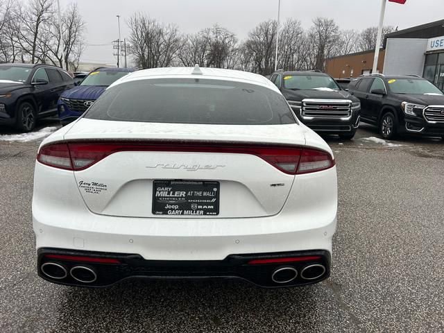 Used 2023 Kia Stinger GT-Line w/ Sun & Sound Package image 4