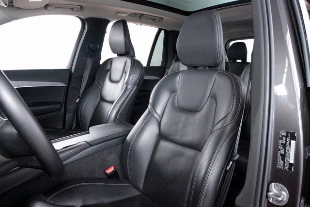 Certified 2023 Volvo XC90 B6 Ultimate w/ Protection Package Premier image 20