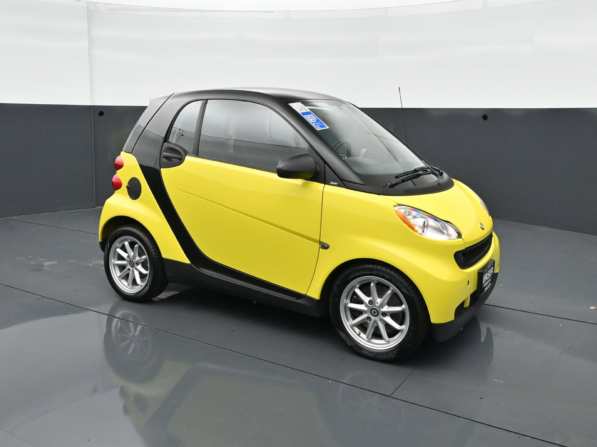 Used 2008 smart fortwo passion RWD image 9