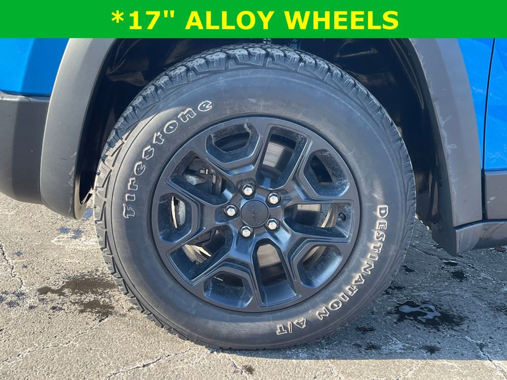 Used 2022 Jeep Cherokee Trailhawk w/ Sun, Sound & Nav Group image 8