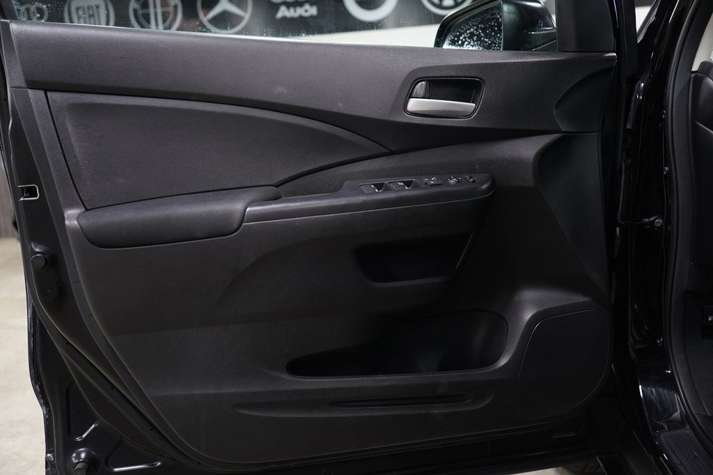 Used 2014 Honda CR-V LX image 9