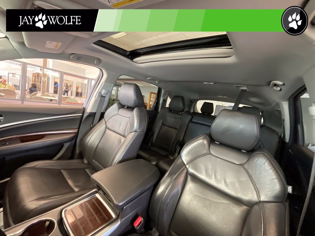 Used 2018 Acura MDX w/ Technology Package AWD/4WD image 10