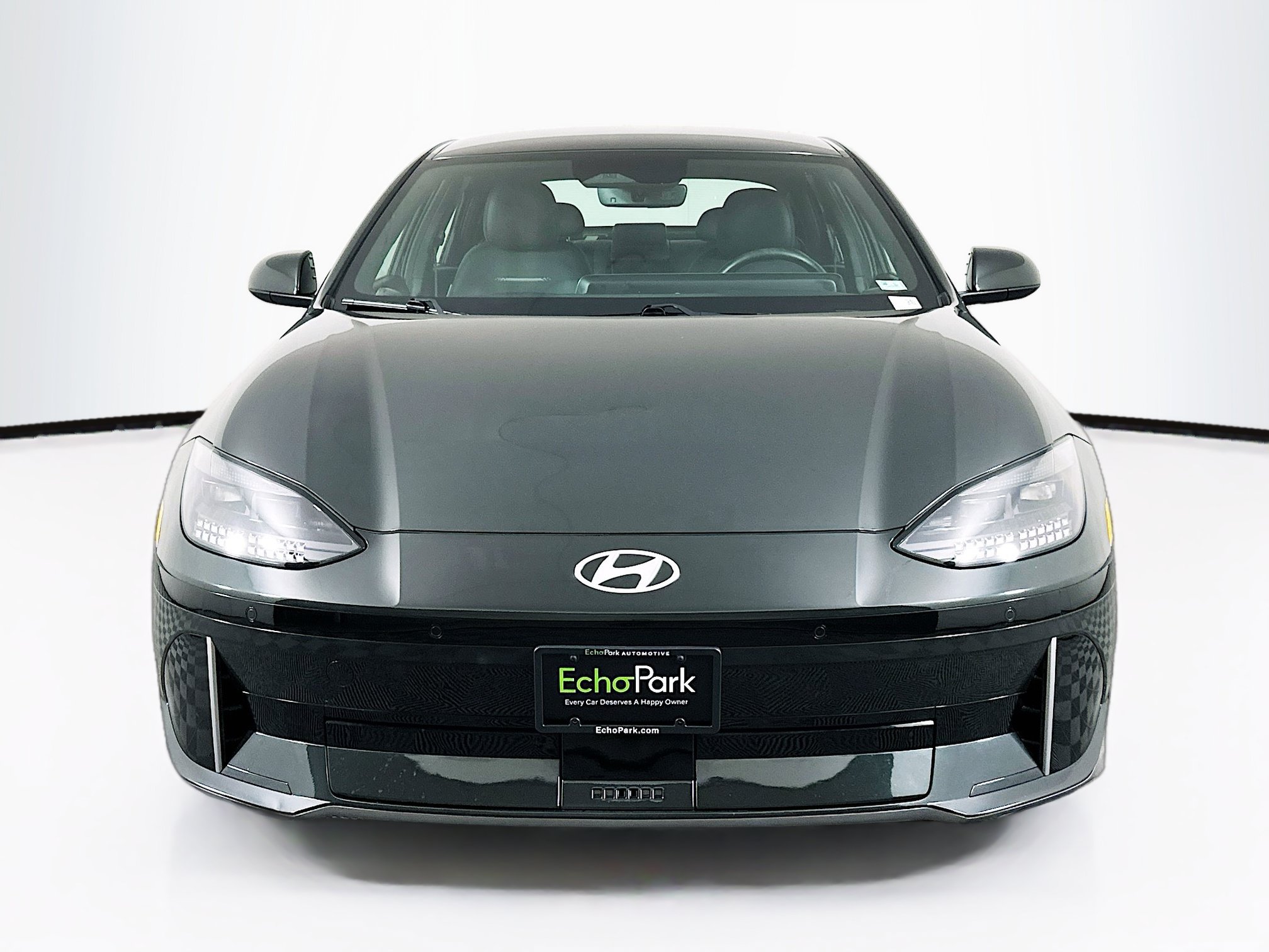 Used 2023 Hyundai Ioniq 6 SEL AWD/4WD image 2