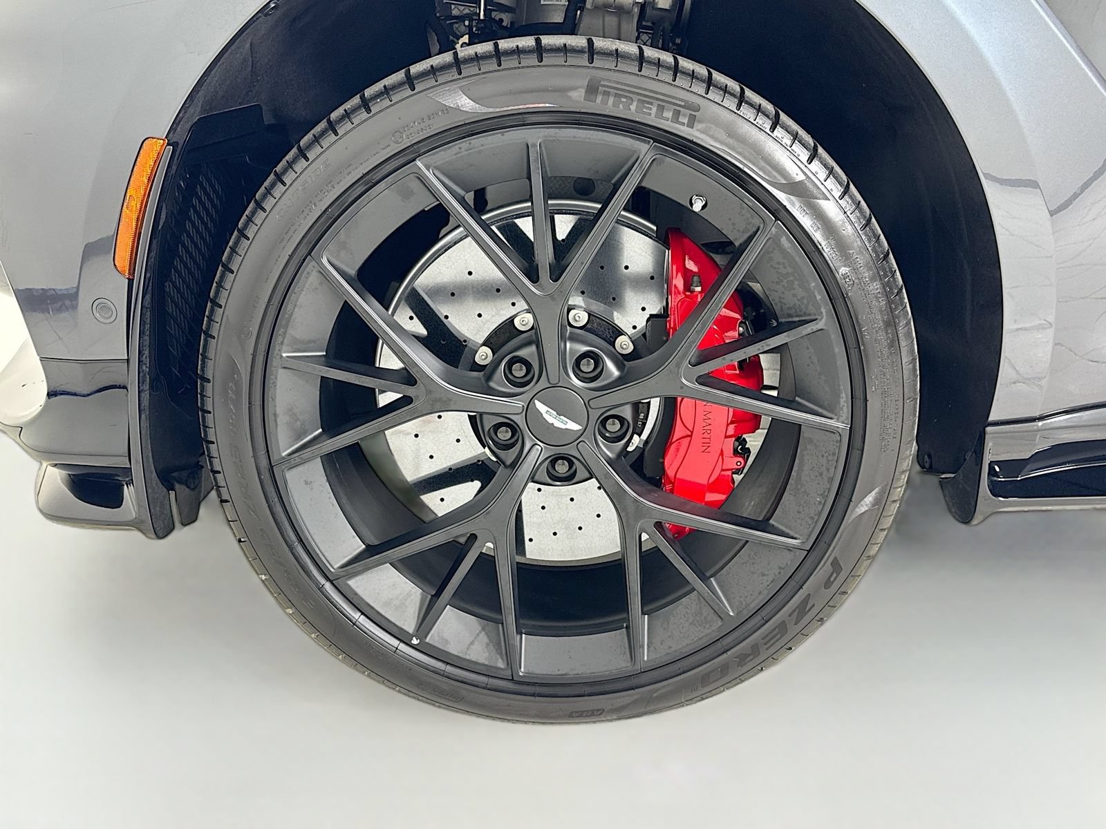 Used 2025 Aston Martin DBX 707 AWD/4WD image 9