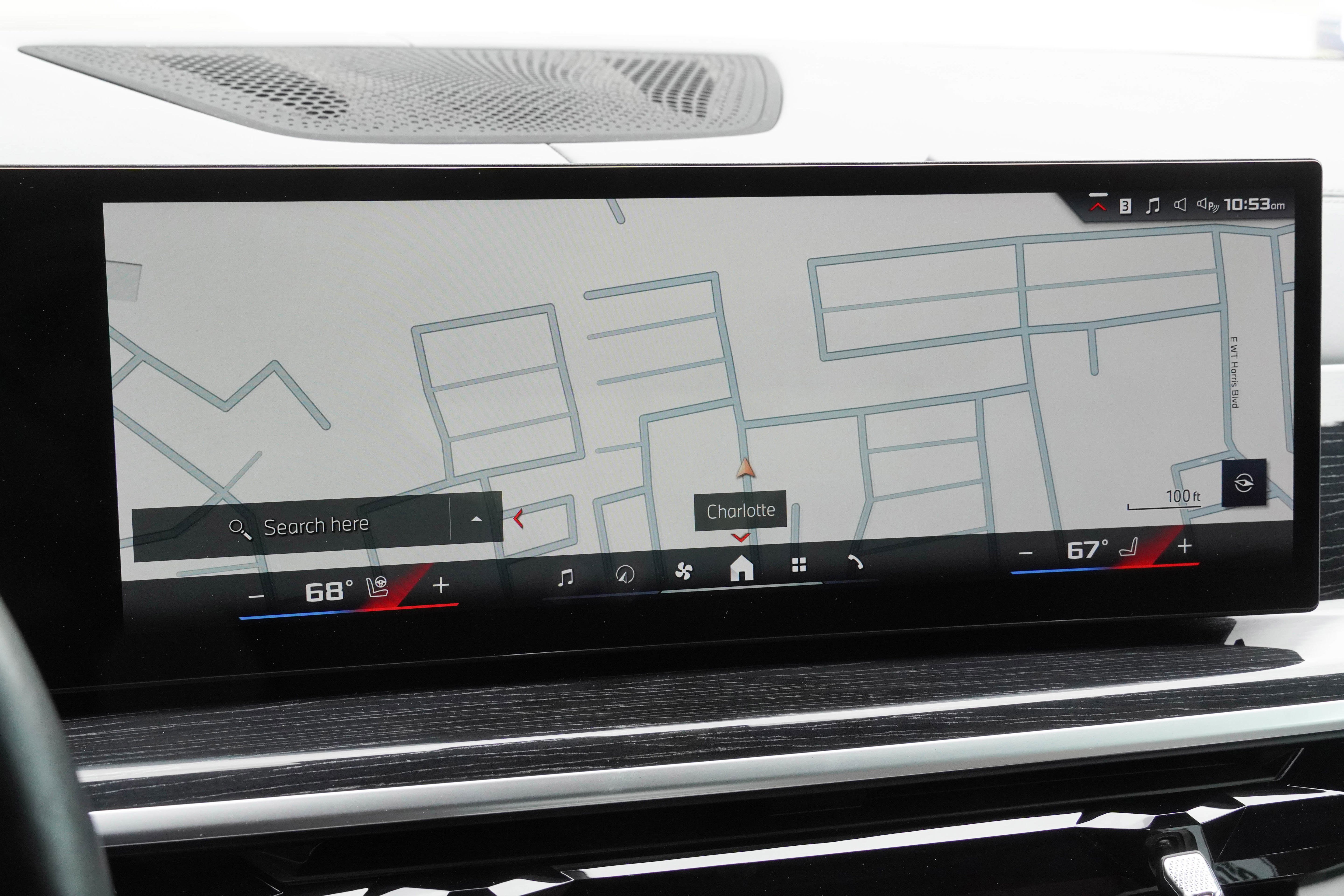 Certified 2024 BMW X7 M60i w/ Executive Package image 28