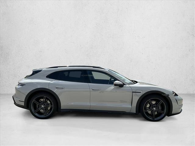 Used 2022 Porsche Taycan 4 Cross Turismo AWD/4WD image 4