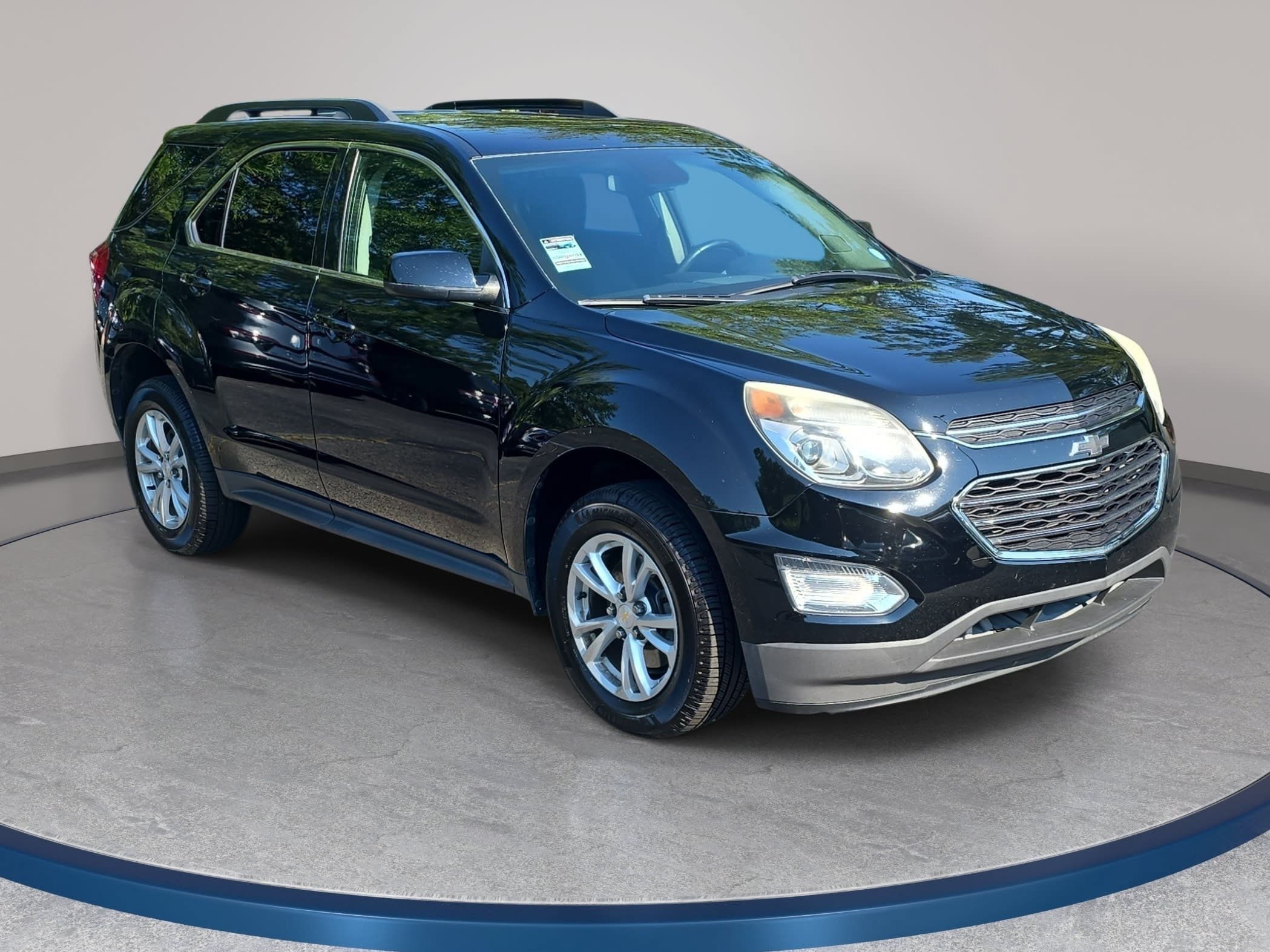 Used 2017 Chevrolet Equinox LT w/ Convenience Package FWD image 3