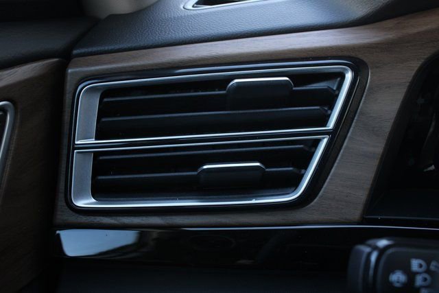 New 2026 Volkswagen Atlas SE image 9