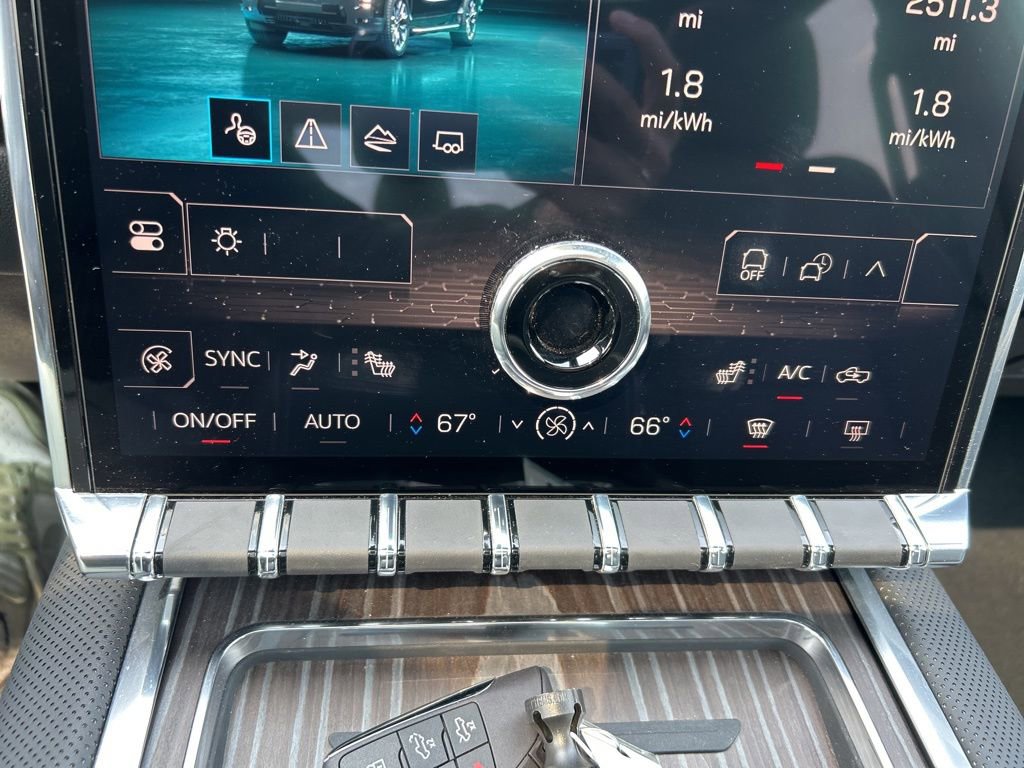 New 2025 GMC Sierra EV Denali image 24