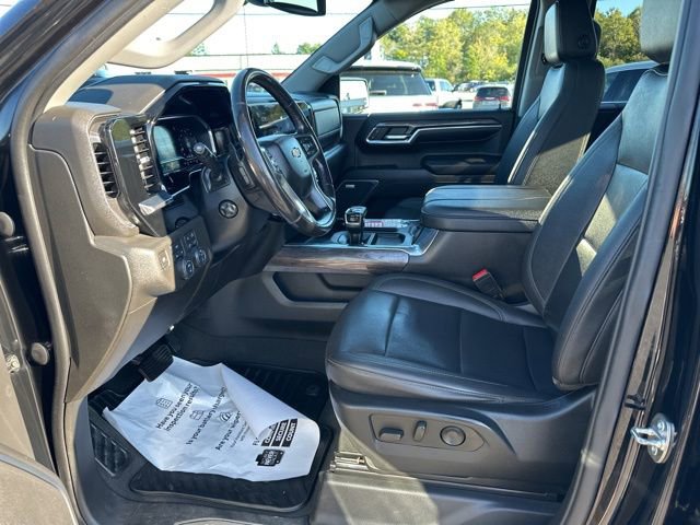 Used 2023 Chevrolet Silverado 1500 LTZ AWD/4WD image 14