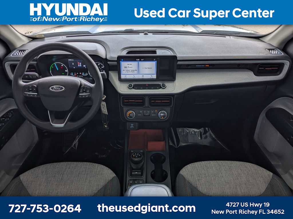 Used 2022 Ford Maverick XLT image 17