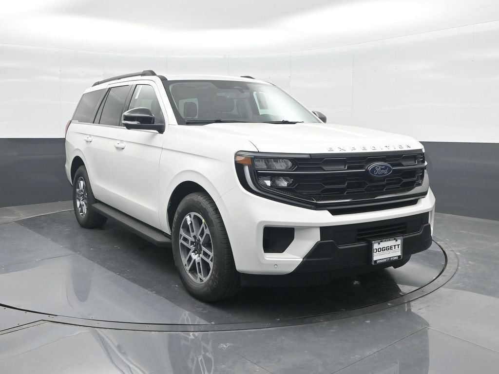 New 2026 Ford Expedition Active RWD image 8