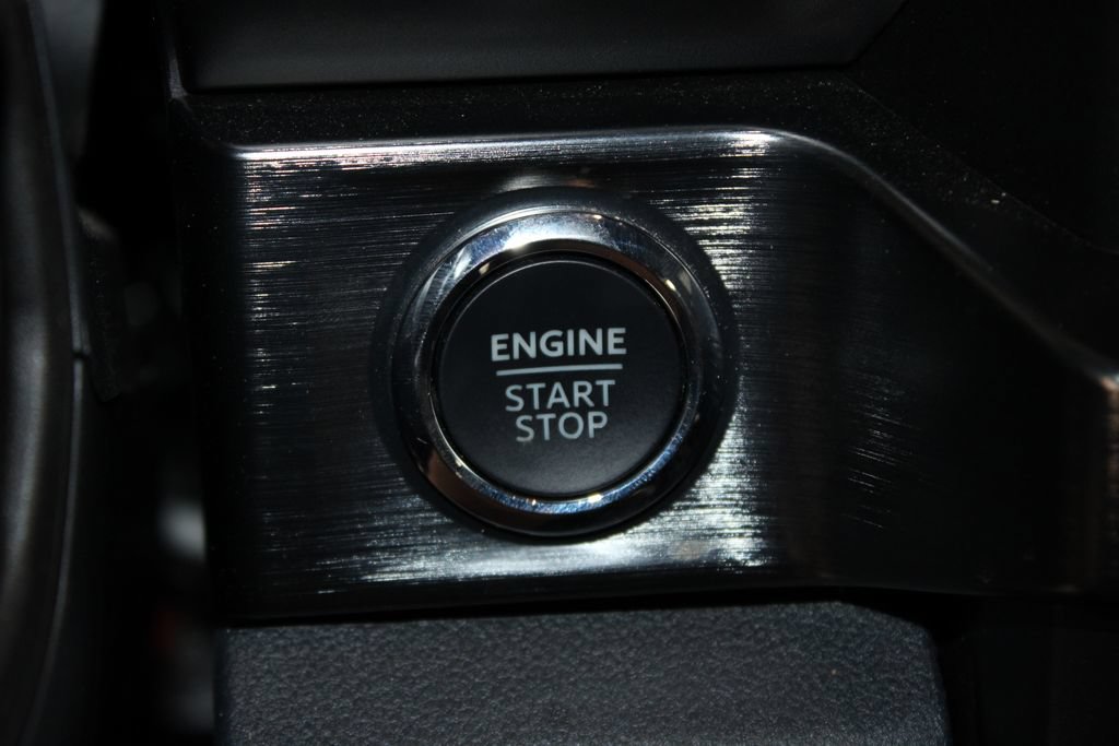 Used 2023 Ford F250 Lariat w/ Lariat Ultimate Package AWD/4WD image 45