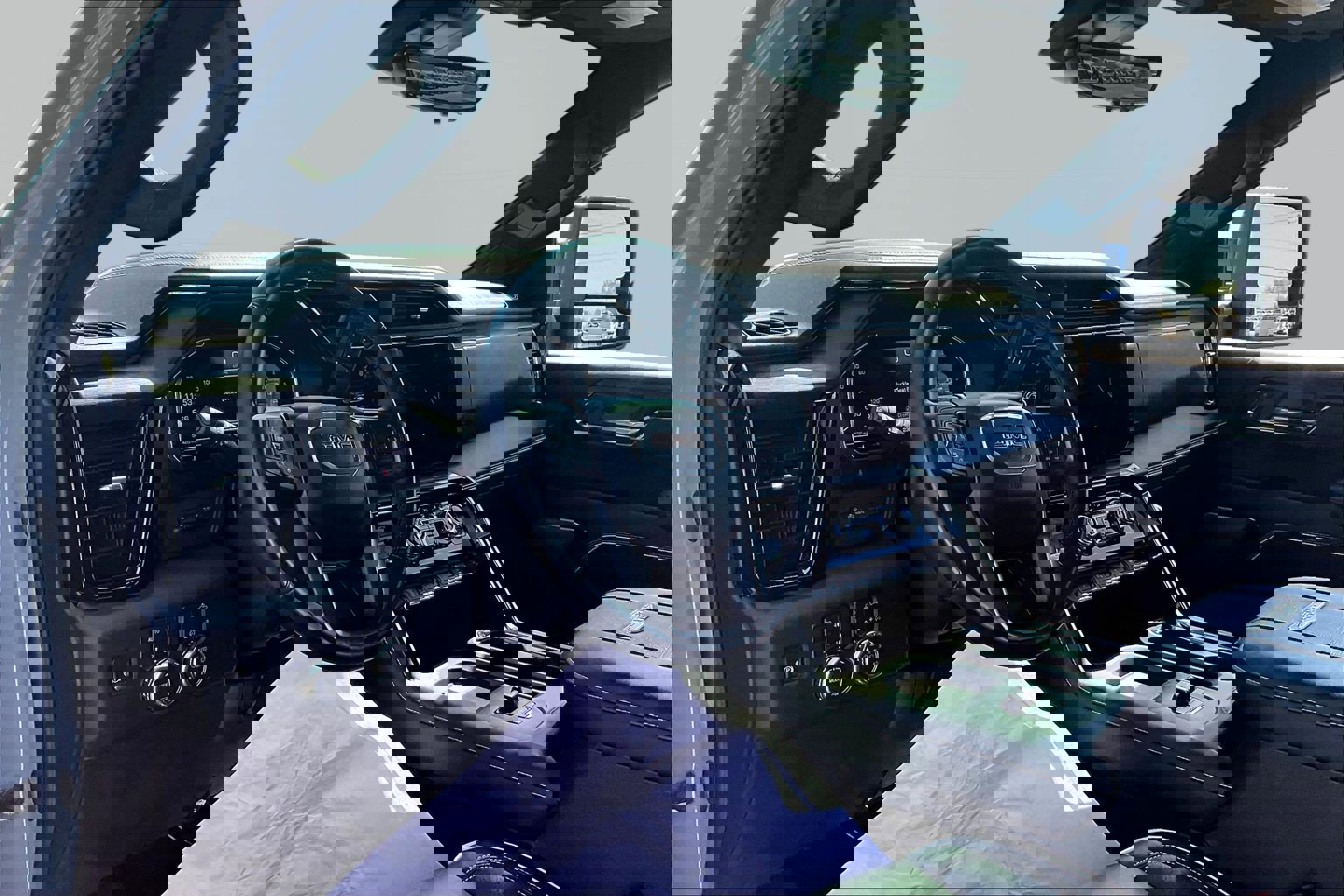 Used 2024 GMC Sierra 2500 AT4X image 18