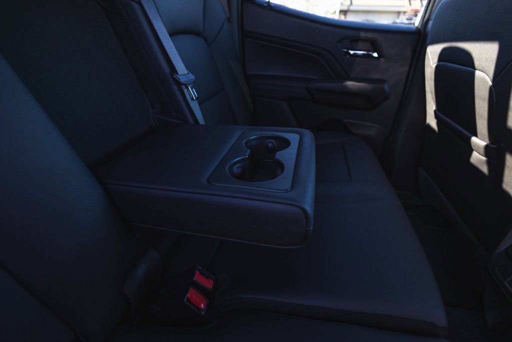 New 2025 Chevrolet Colorado LT w/ LT Convenience Package image 37