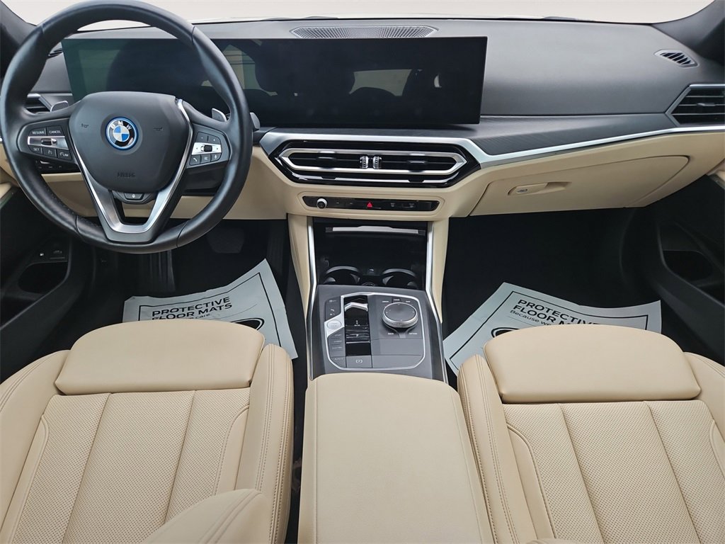 Used 2024 BMW 330e xDrive image 10