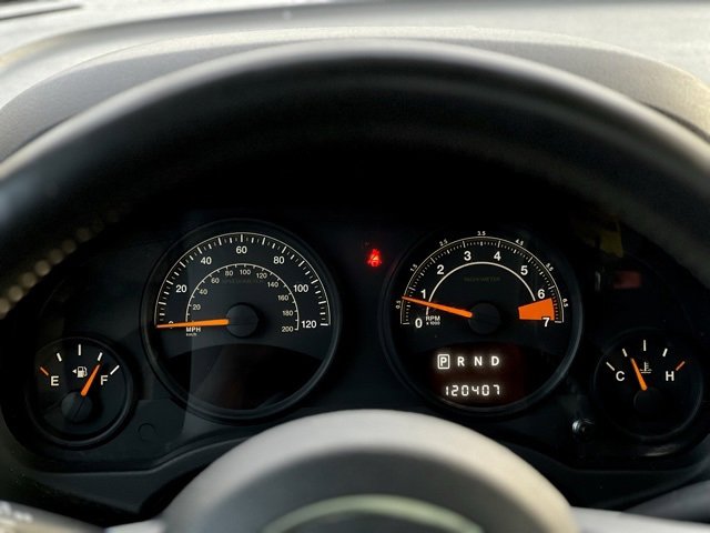 Used 2014 Jeep Patriot Latitude w/ Sun/Sound Group image 37