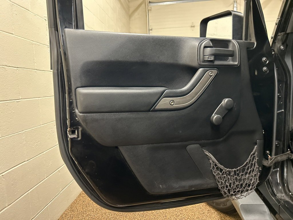 Used 2012 Jeep Wrangler Unlimited Sport image 13