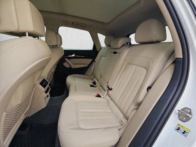 Used 2019 Audi Q5 2.0T Premium Plus w/ Premium Plus Package AWD/4WD image 18