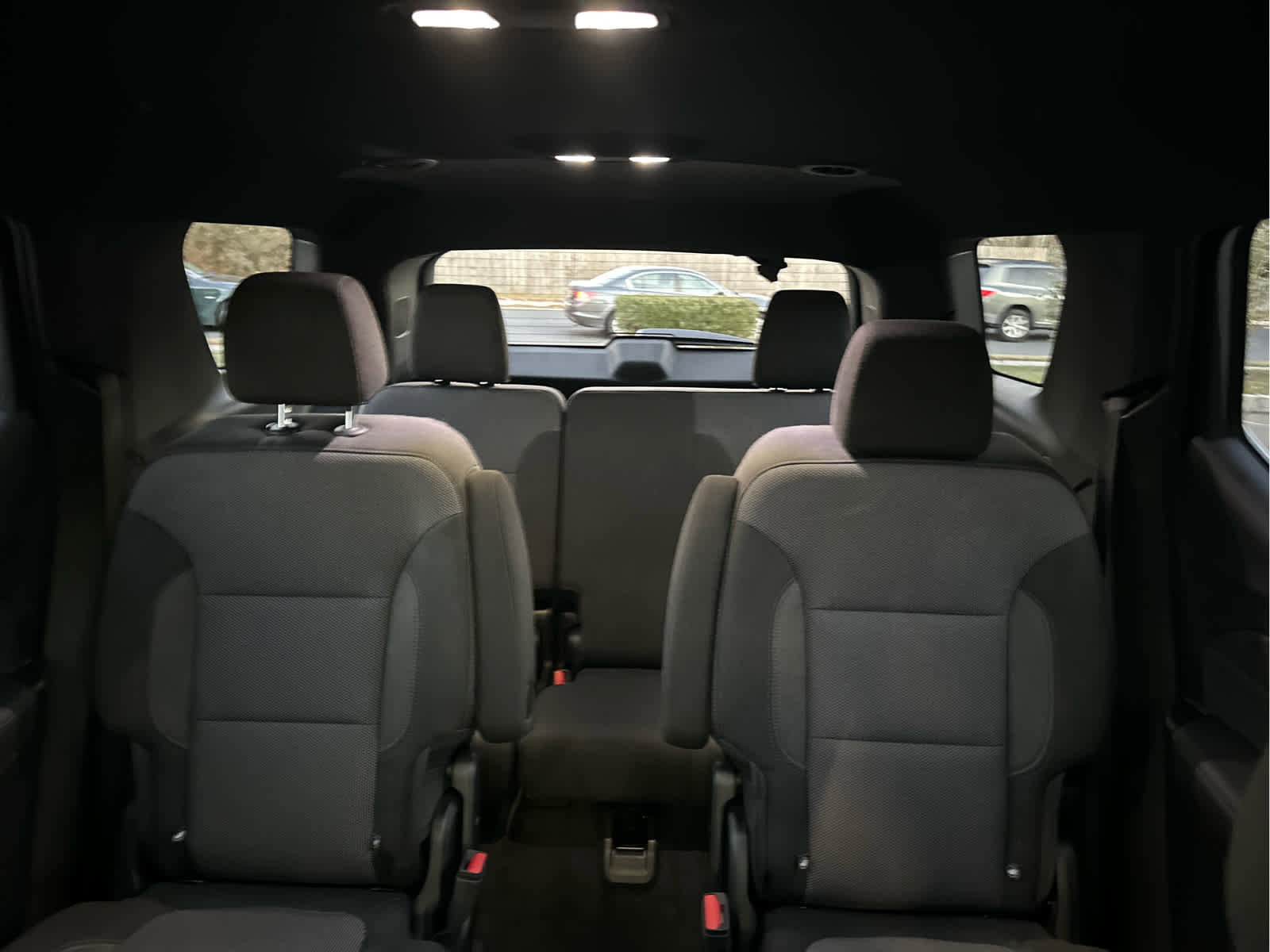 Used 2023 Chevrolet Traverse LT image 5