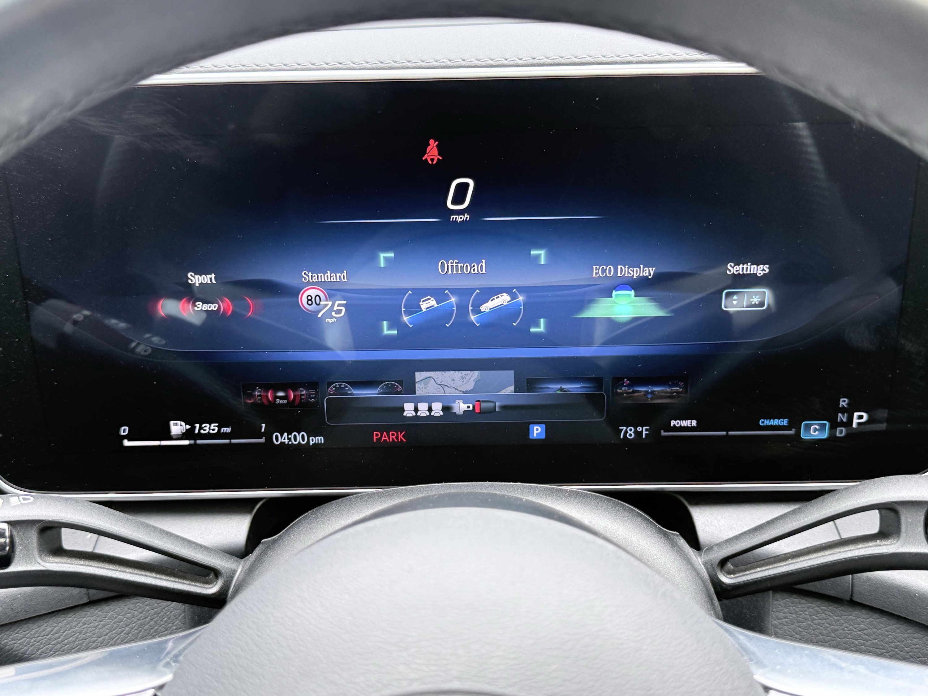 Used 2024 Mercedes-Benz GLC 300 4MATIC w/ AMG Line image 70