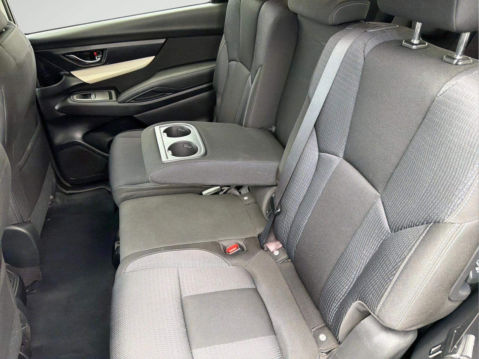 Used 2022 Subaru Ascent Premium w/ Convenience Package AWD/4WD image 27