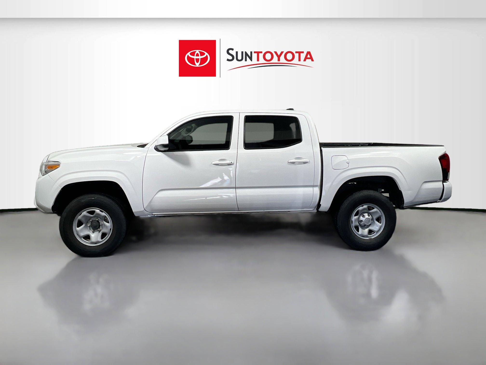 Used 2023 Toyota Tacoma SR image 7