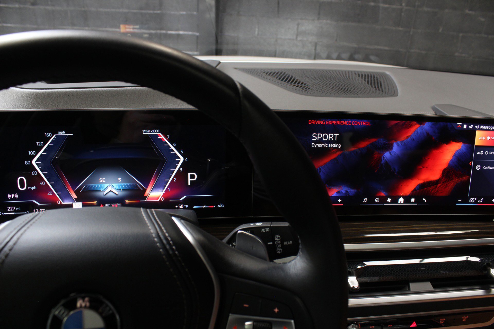 Used 2024 BMW X5 sDrive40i w/ Premium Package image 81