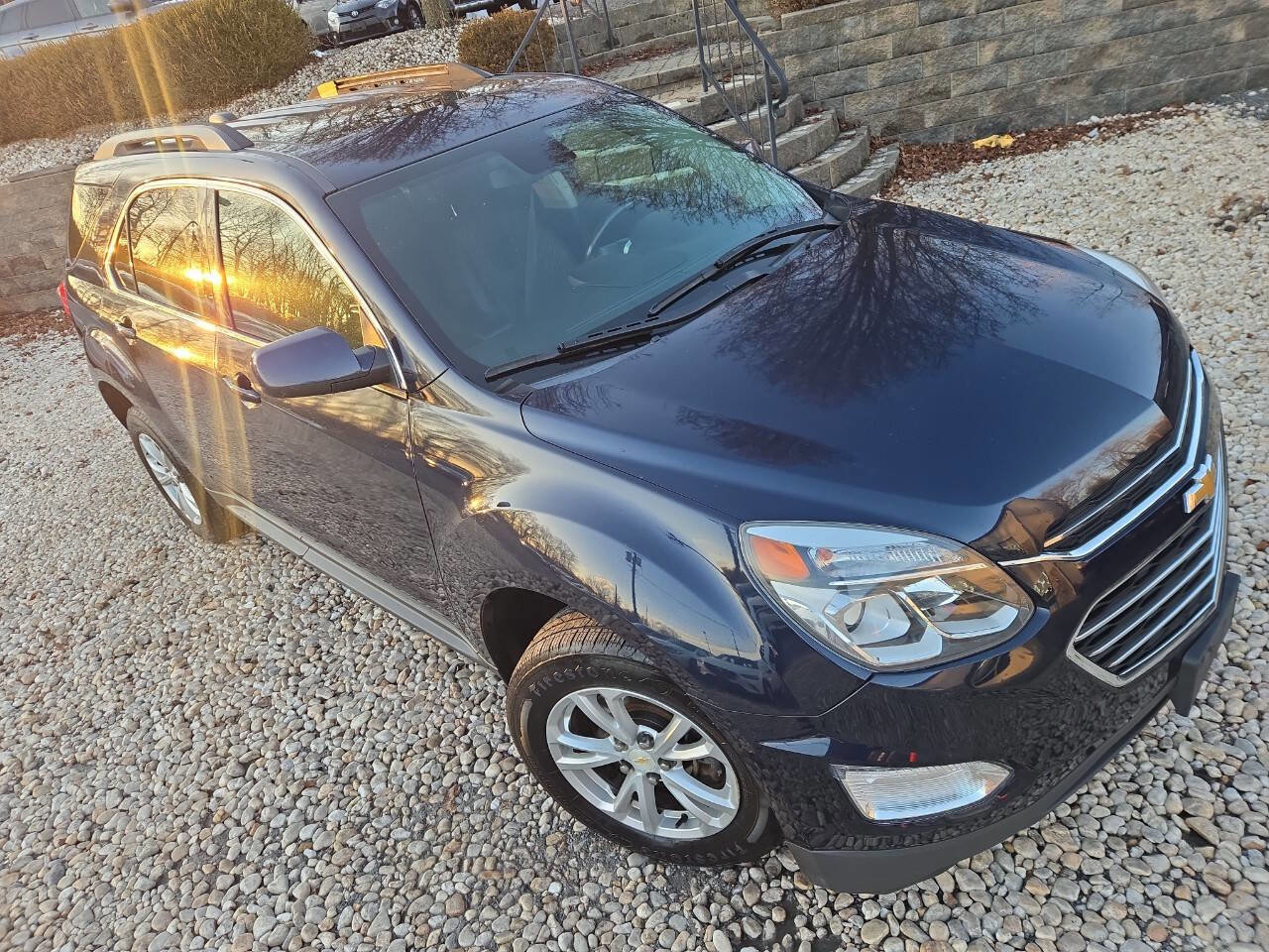 Used 2017 Chevrolet Equinox LT w/ Convenience Package image 30