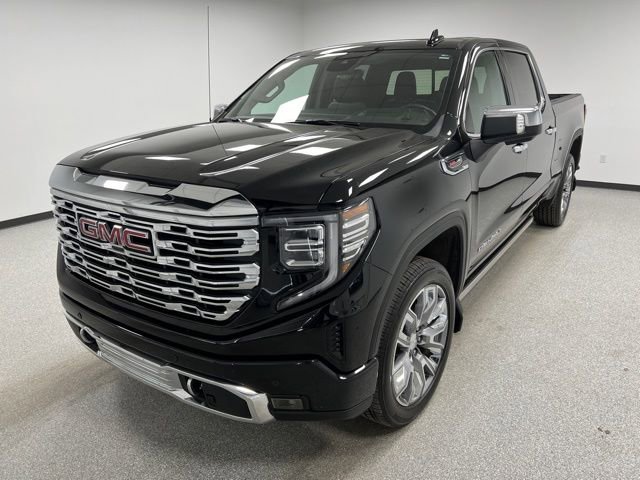 Used 2025 GMC Sierra 1500 Denali w/ Denali Reserve Package image 4
